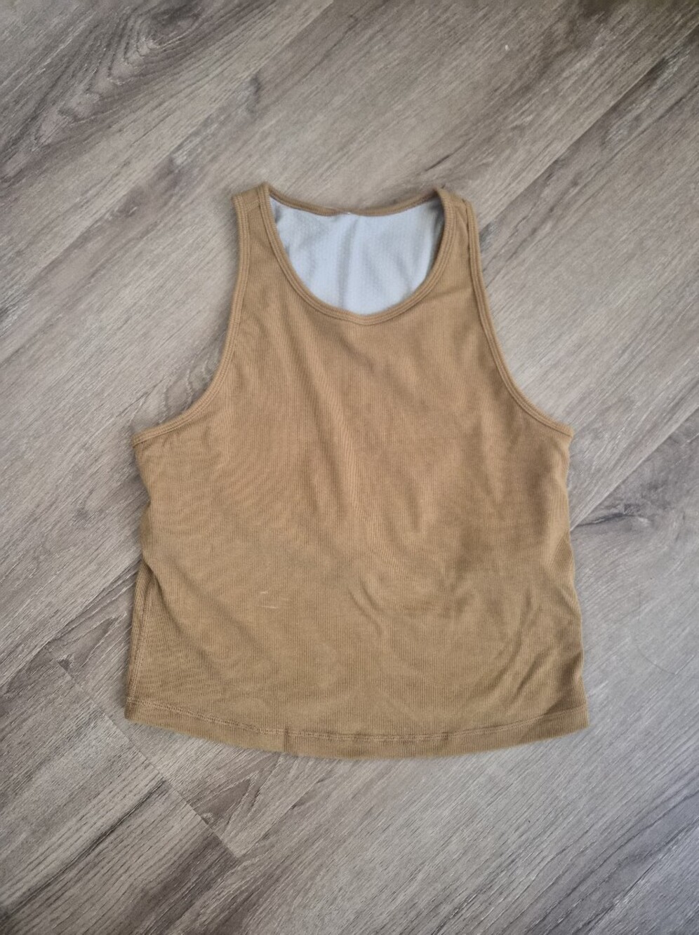 Vuori Women’s Sleeveless Ribbed Tank Top - Tan Medium